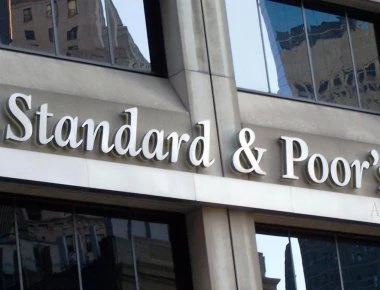 Δυσοίωνες οι προβλέψεις του Standard & Poor’s για την Ιταλία